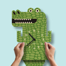 Load image into Gallery viewer, Alligator Pendulum Clock - Wood