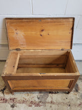 Load image into Gallery viewer, Antique Primitive Trunk
