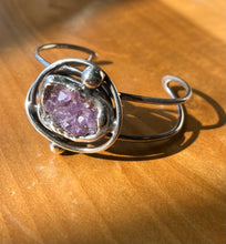 Load image into Gallery viewer, Vintage 1970s Brutalist Amethyst and Sterling Silver Cuff