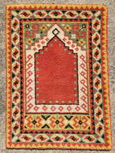 Load image into Gallery viewer, Vintage Turkish Prayer Rug