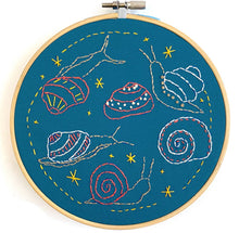 Load image into Gallery viewer, Beginner Embroidery Kit