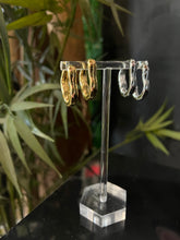 Load image into Gallery viewer, Darcy Non-Tarnish Oval Hoop Earring
