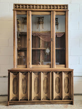 Load image into Gallery viewer, Mid Century Bassett Furniture China Cabinet
