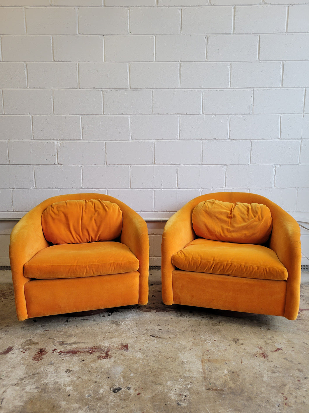 Pair of Mid Century Thayer Coggin Tilt & Swivel Chairs