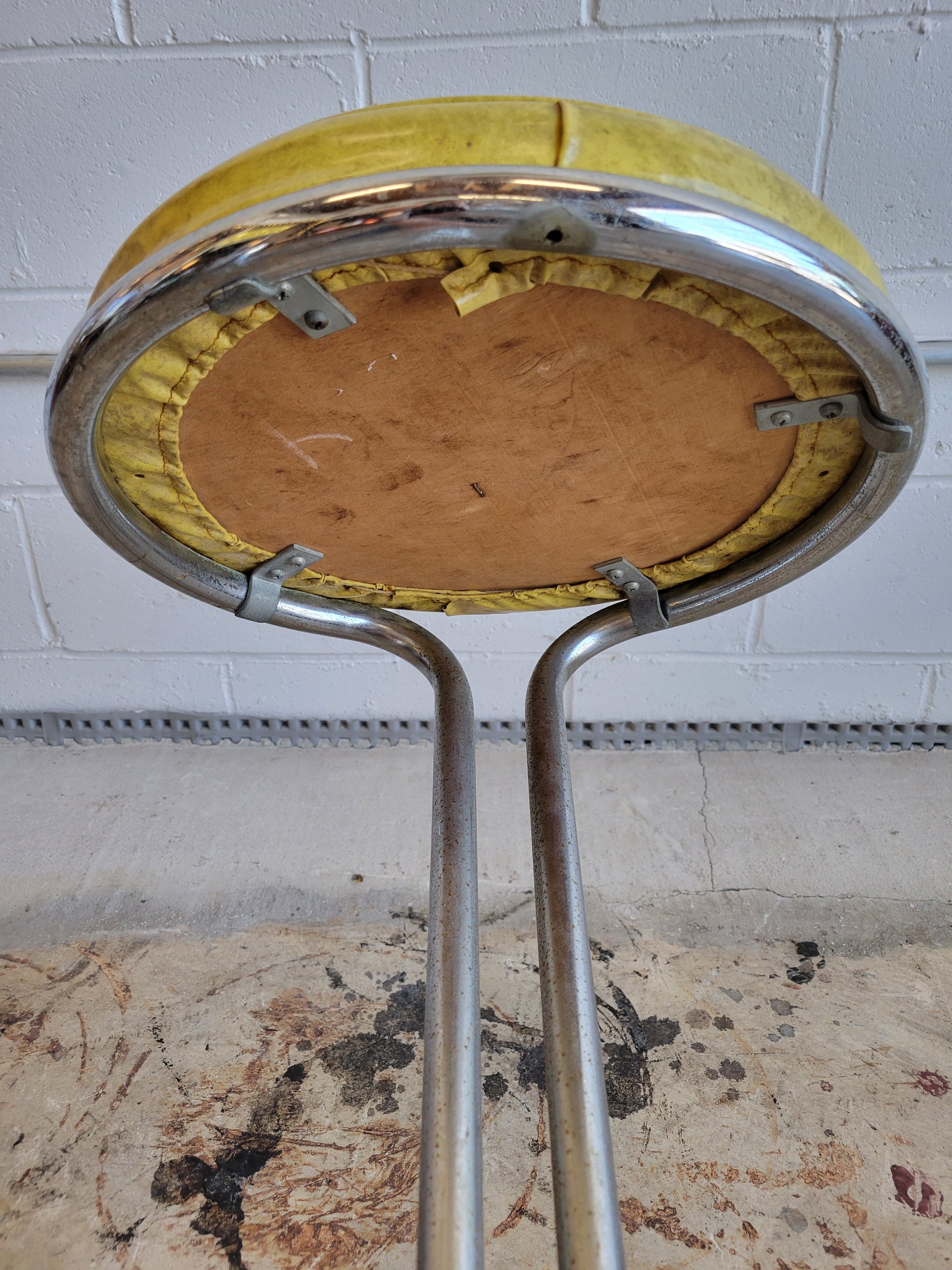 Gilbert Rohde Z Stool - Yellow Upholstery – Wishbone Reserve Baltimore