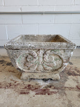 Load image into Gallery viewer, Vintage Square Concrete Planter
