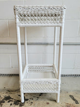 Load image into Gallery viewer, White Wicker Plantstand
