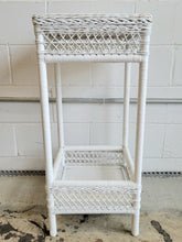 Load image into Gallery viewer, White Wicker Plantstand

