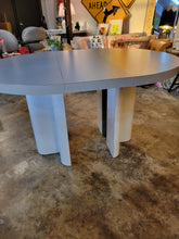 Load image into Gallery viewer, Laminate Conference/Dinning Table w/ 4 Rolling Chairs
