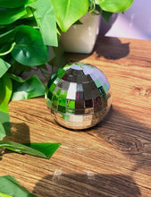 Load image into Gallery viewer, Disco Ball Grinder
