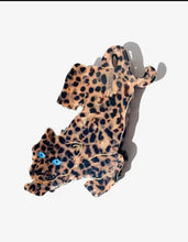 Load image into Gallery viewer, Leopard Hair Claw
