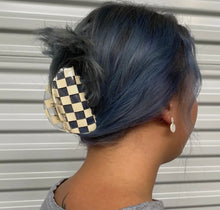 Load image into Gallery viewer, Checker Claw in Clear
