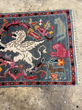 Load image into Gallery viewer, Pictorial Scatter Rug
