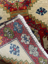 Load image into Gallery viewer, Vintage Tribal Scatter Rug
