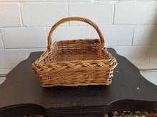 Load image into Gallery viewer, Chinese Woven Basket
