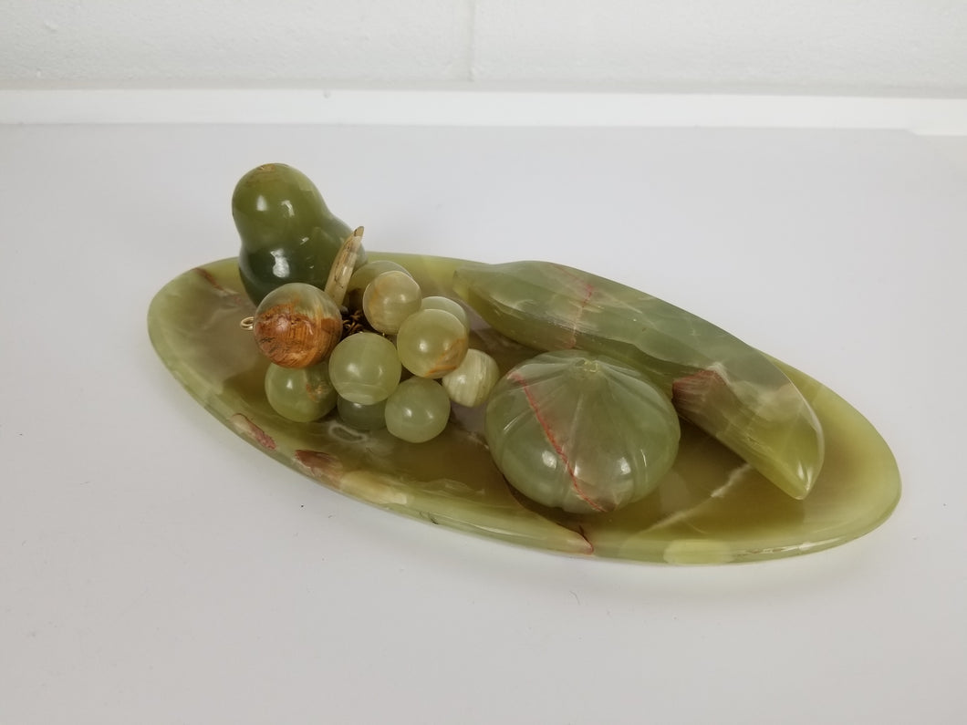 Onyx Tray with 4 pieces of onyx fruit